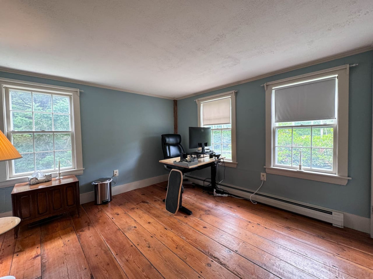 October Farm | 1810 Farmhouse set on 30+ Acres - Fryeburg October Farm | 1810 Farmhouse set on 30+ Acres - Fryeburg