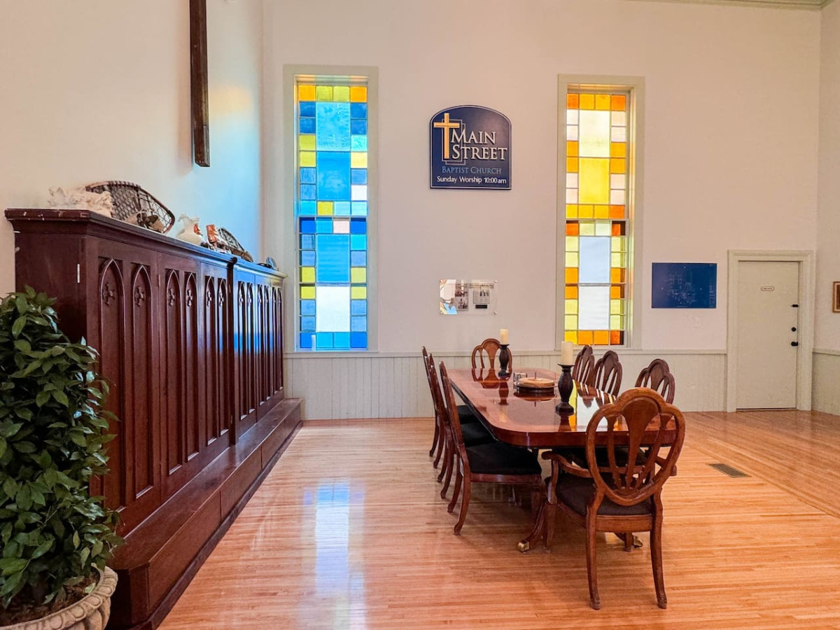 1826 Conway Renovated Church | 5 Bdrm, Pond Access