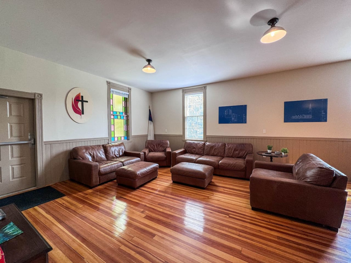1908 Conway Meeting House | 5 Bedroom, Lake Access