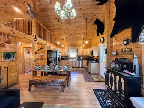 The Bear's Den | Cabin with Lake Access, Hot Tub, Firepit!