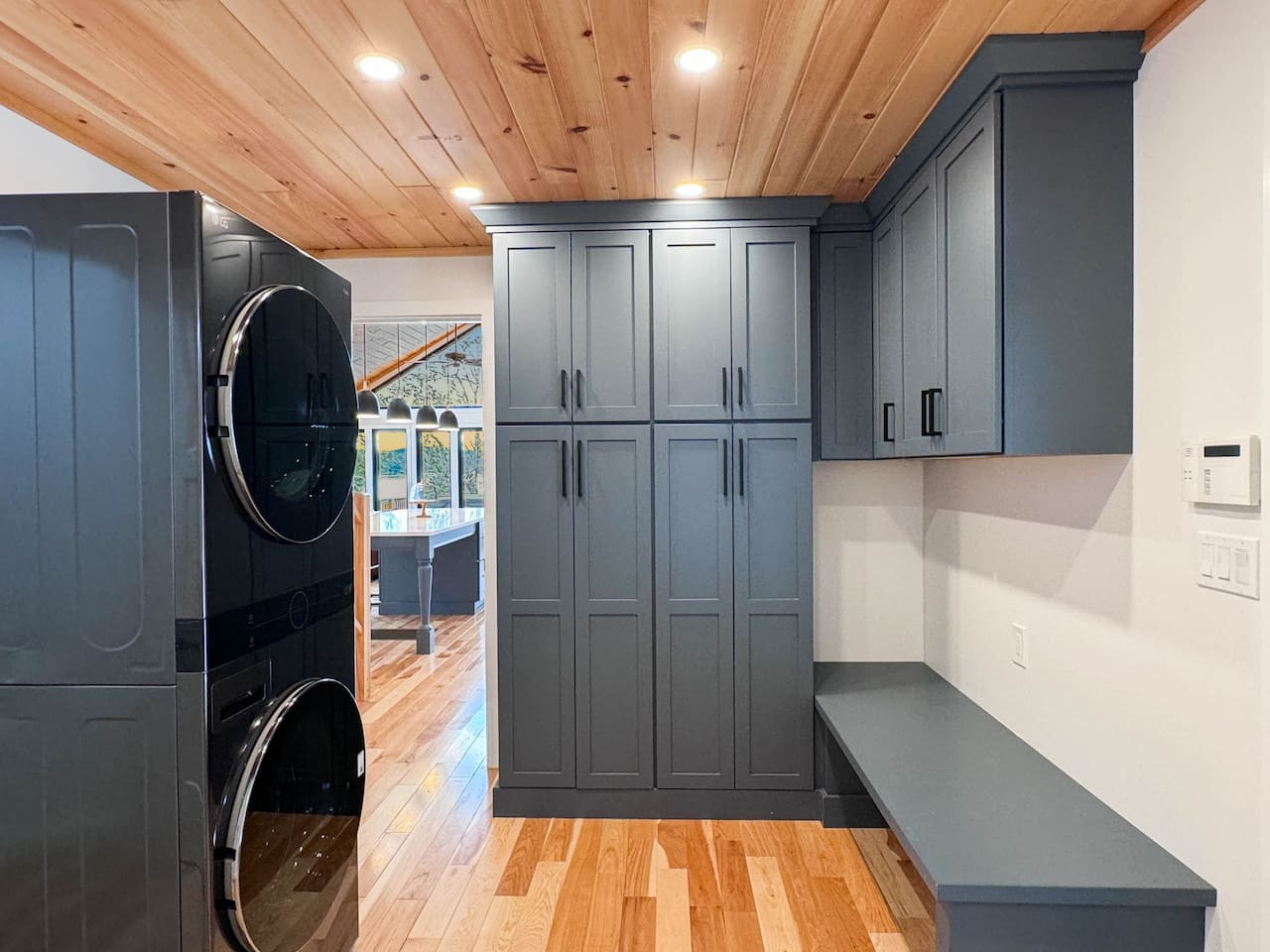 DREAMLAND | Luxe Waterfront Villa, Hot tub + Sauna - Fryeburg DREAMLAND | Luxe Waterfront Villa, Hot tub + Sauna - Fryeburg