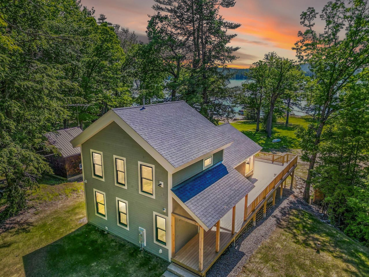DREAMLAND | Luxe Waterfront Villa, Hot tub + Sauna - Fryeburg DREAMLAND | Luxe Waterfront Villa, Hot tub + Sauna - Fryeburg