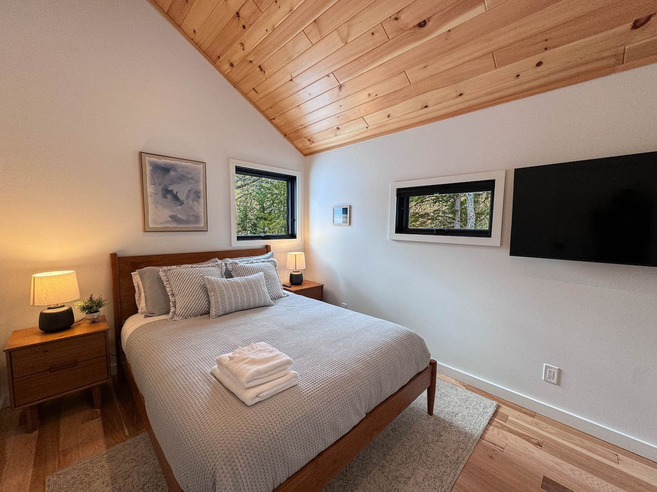 DREAMLAND | Luxe Waterfront Villa, Hot tub + Sauna - Fryeburg DREAMLAND | Luxe Waterfront Villa, Hot tub + Sauna - Fryeburg