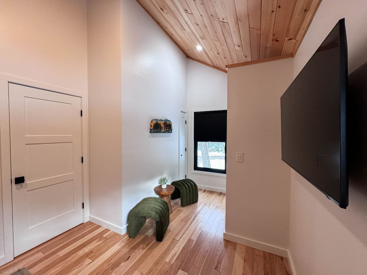 DREAMLAND | Luxe Waterfront Villa, Hot tub + Sauna - Fryeburg DREAMLAND | Luxe Waterfront Villa, Hot tub + Sauna - Fryeburg