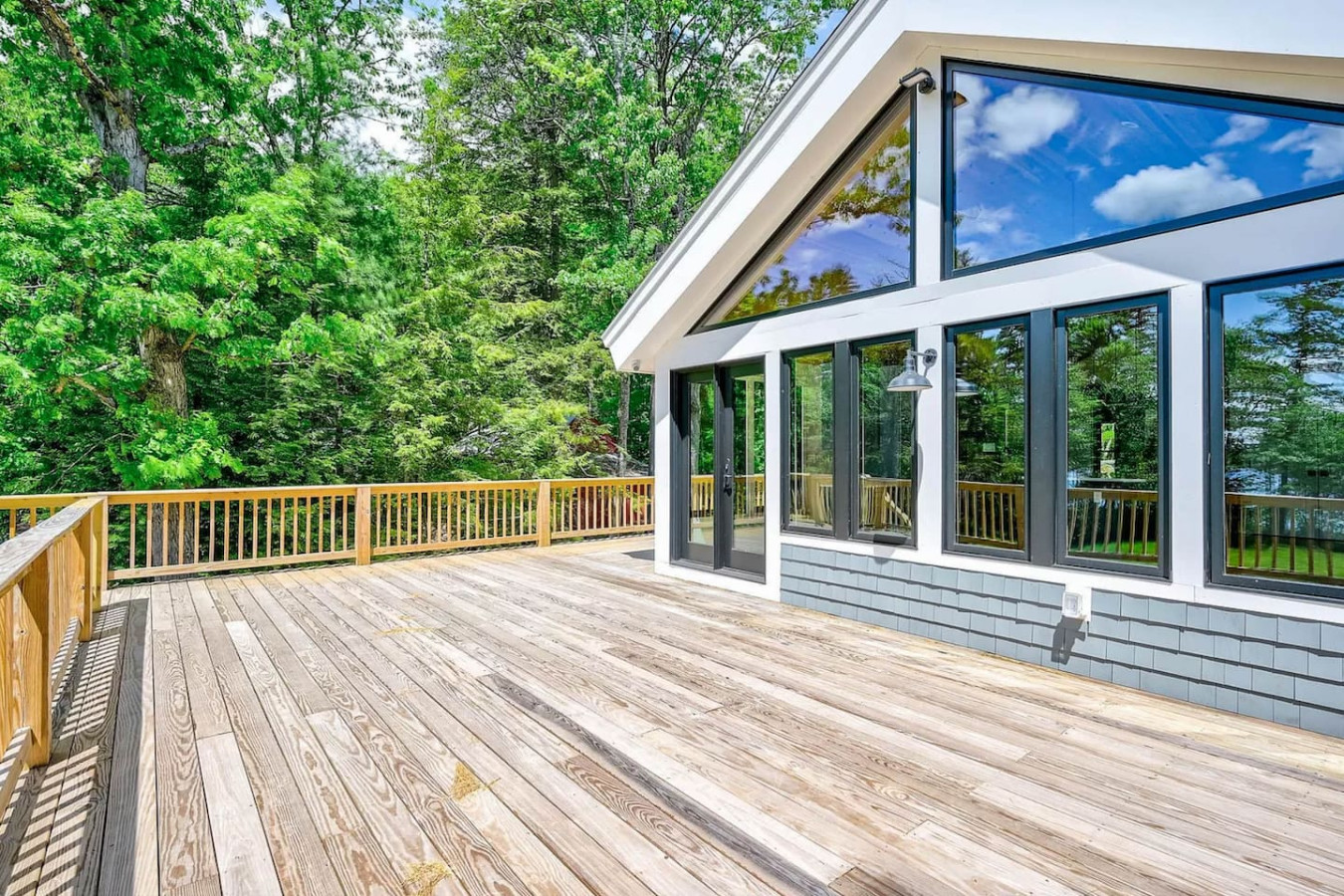 DREAMLAND | Luxe Waterfront Villa, Hot tub + Sauna - Fryeburg DREAMLAND | Luxe Waterfront Villa, Hot tub + Sauna - Fryeburg