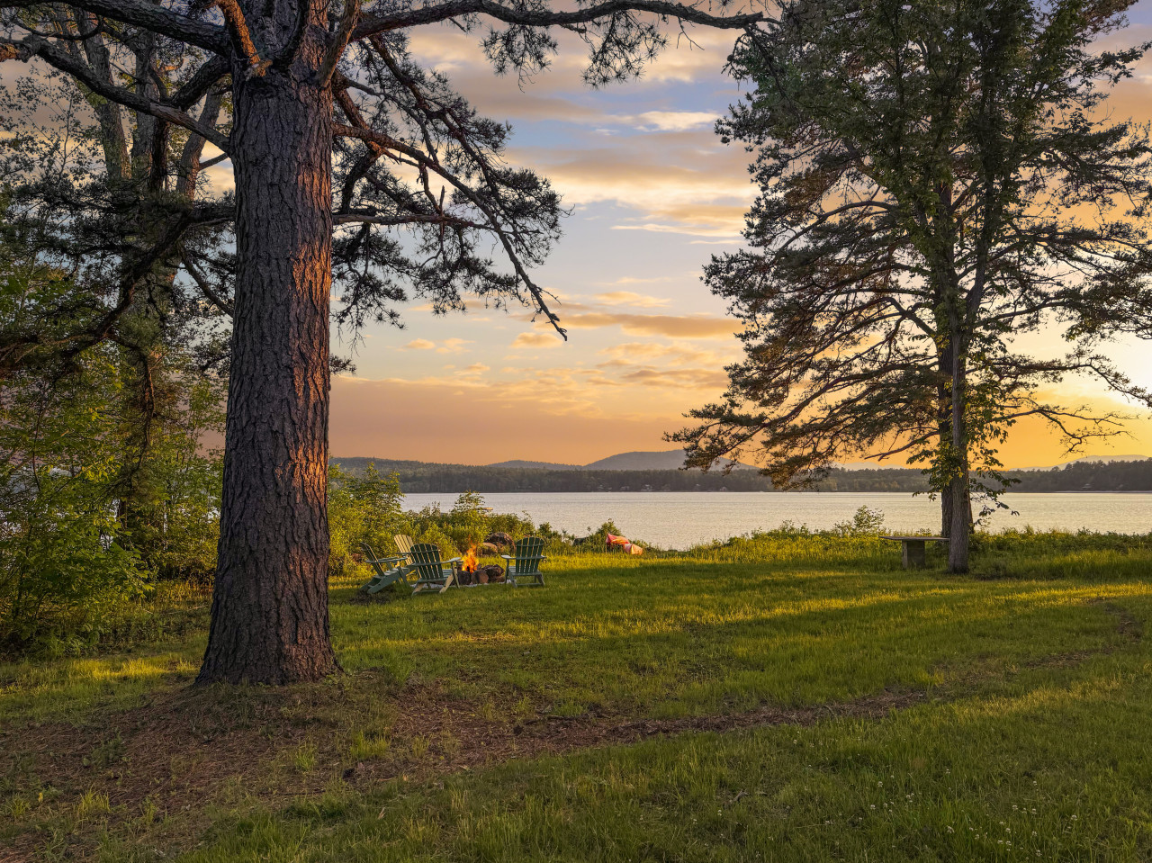 DREAMLAND | Luxe Waterfront Villa, Hot tub + Sauna - Fryeburg DREAMLAND | Luxe Waterfront Villa, Hot tub + Sauna - Fryeburg