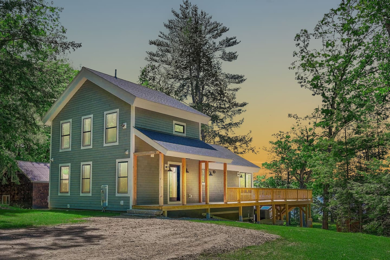 DREAMLAND | Luxe Waterfront Villa, Hot tub + Sauna - Fryeburg DREAMLAND | Luxe Waterfront Villa, Hot tub + Sauna - Fryeburg