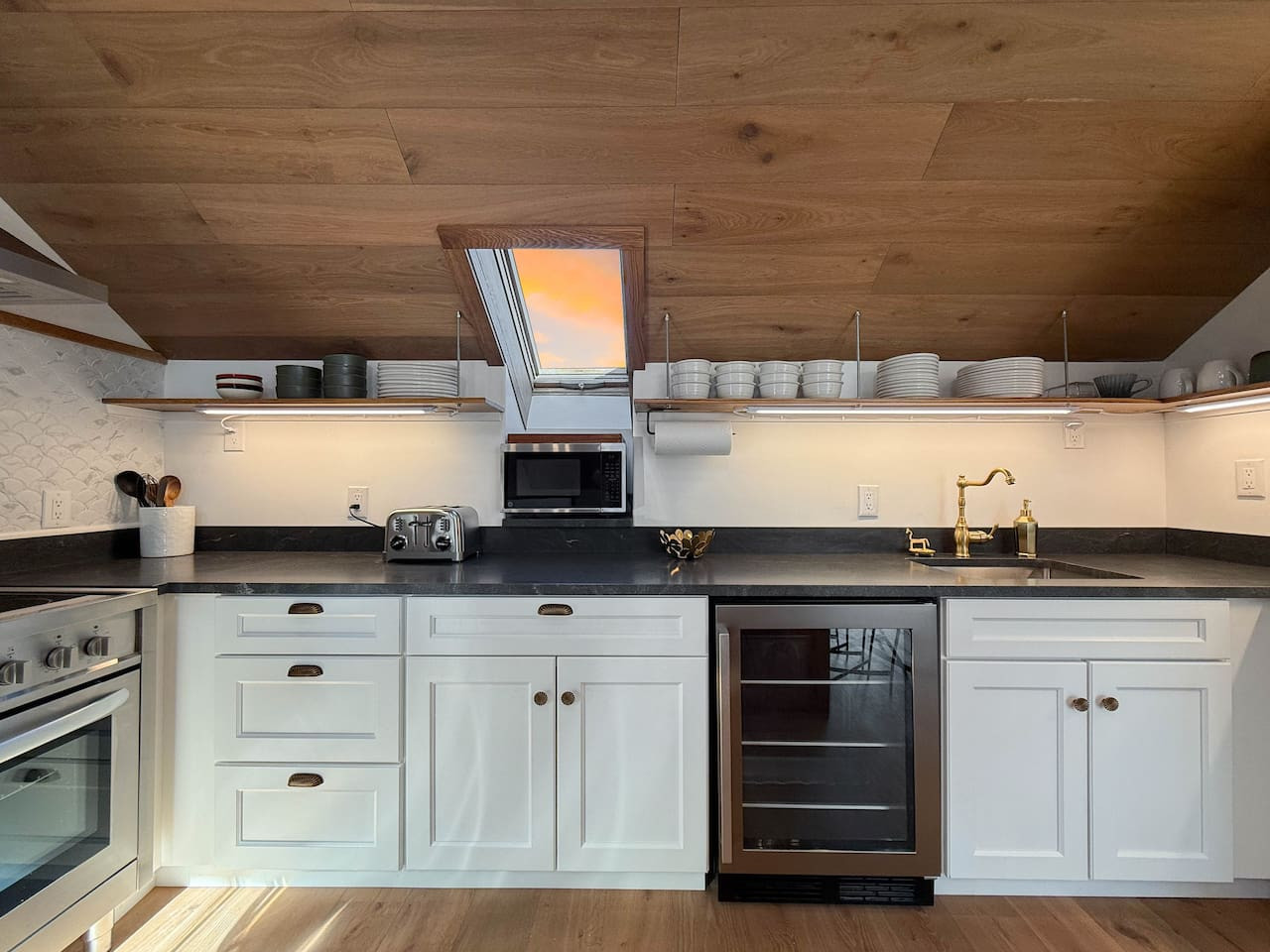 Kittery Cove | Luxe, Views, Walk to Portsmouth
