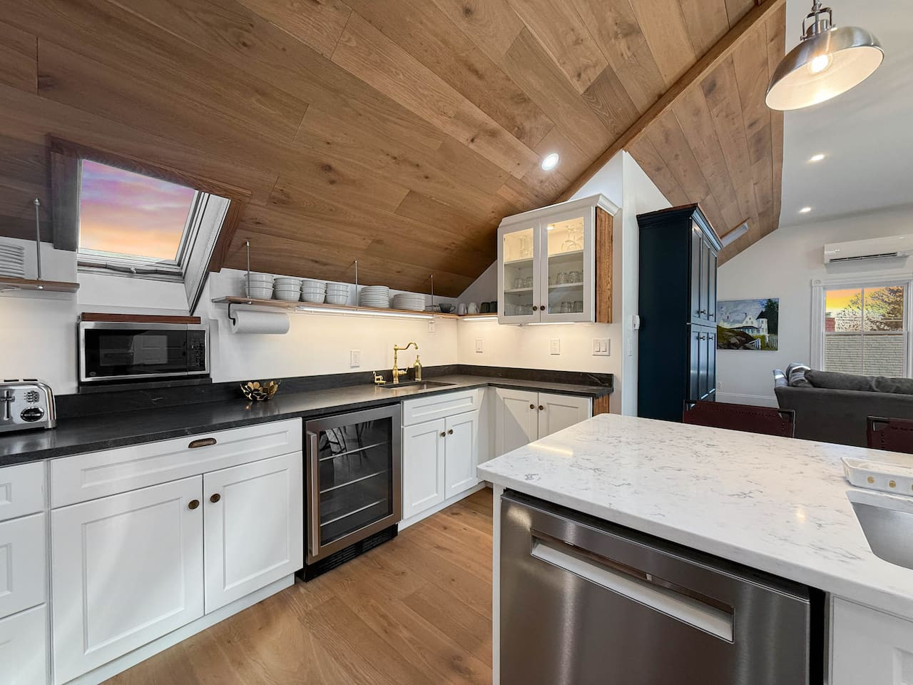 Kittery Cove | Luxe, Views, Walk to Portsmouth