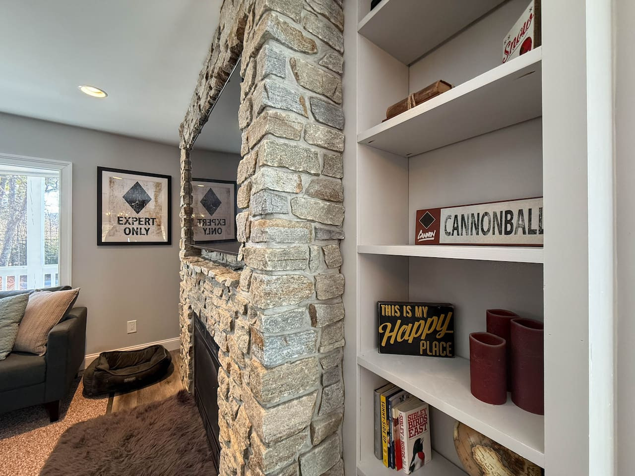 The West Nest | Private, Hot Tub, Central, 4 Bdrm