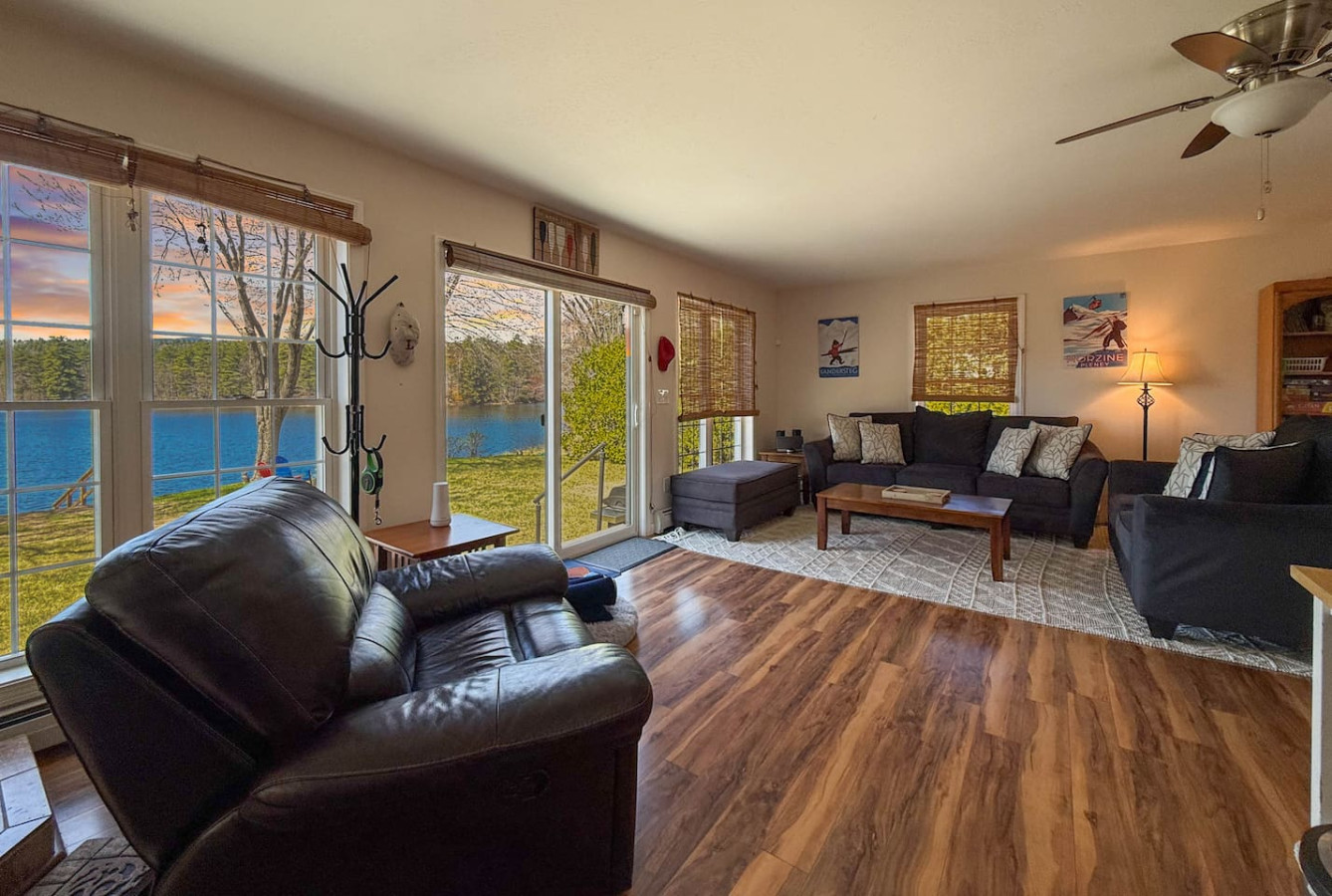 Loon's Lookout | Relaxing Waterfront Retreat