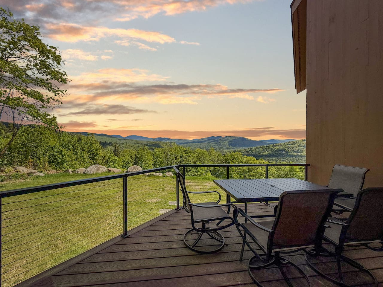 Vista Ridge | Mountain Escape, Majestic Views + AC