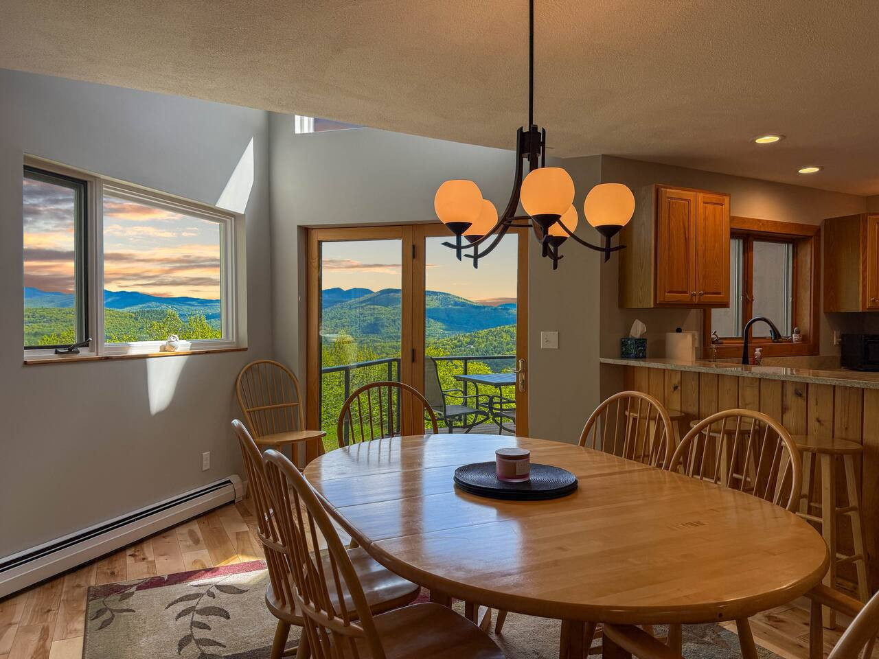 Vista Ridge | Mountain Escape, Majestic Views + AC