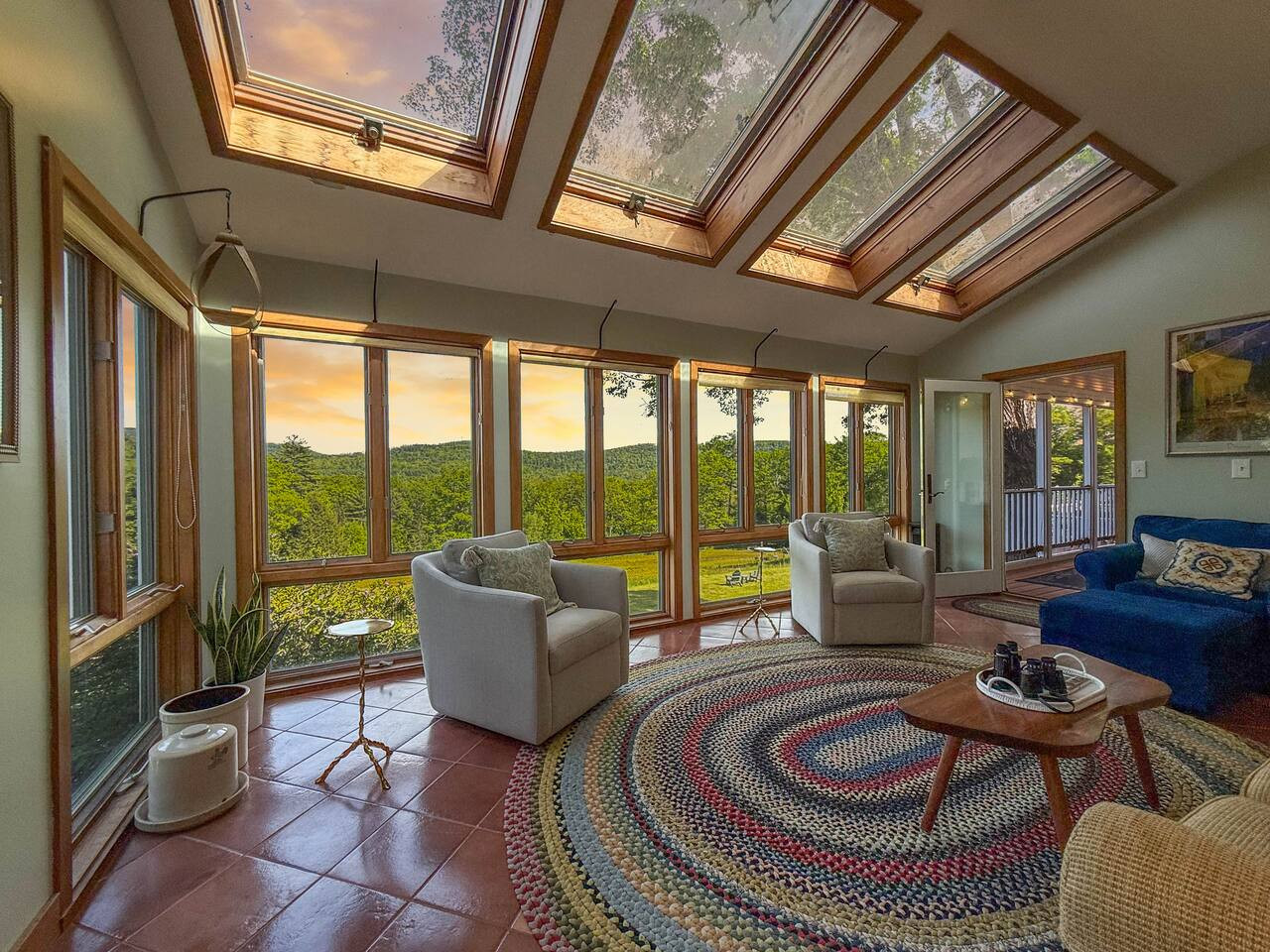 Hillcrest | 100+ Acres, Pool, Views & Sleeps 22