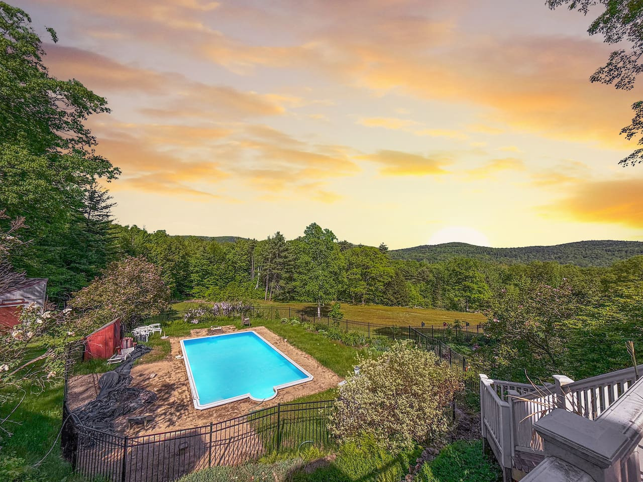 Hillcrest | 100+ Acres, Pool, Views & Sleeps 22