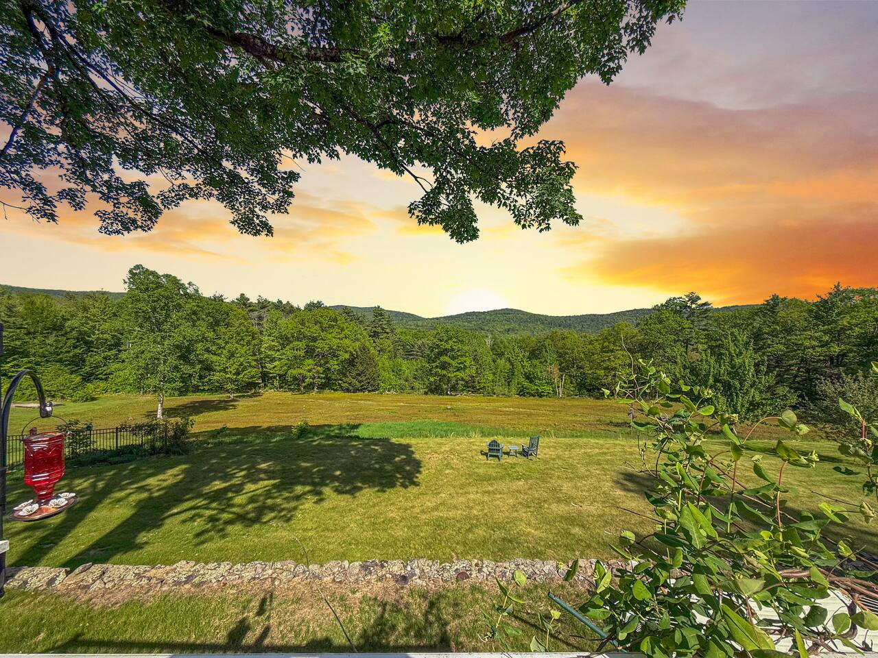 Hillcrest | 100+ Acres, Pool, Views & Sleeps 22