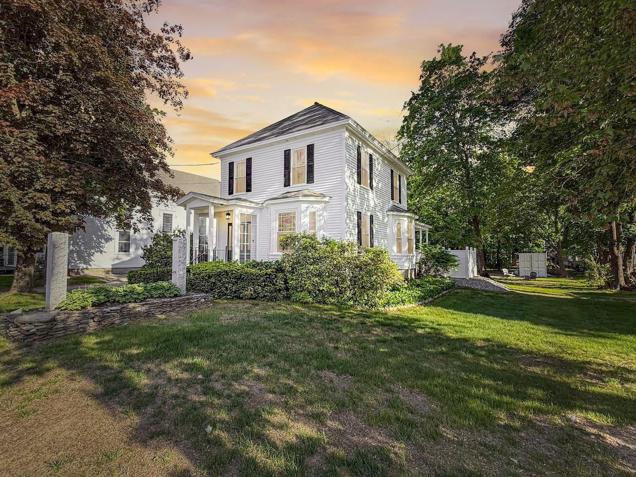 The Manor on Main | Hot Tub, Pond Access, 5 Bedrms