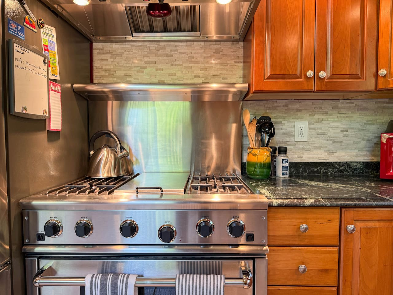 The North Nook | Hot Tub, Walk to the Saco River