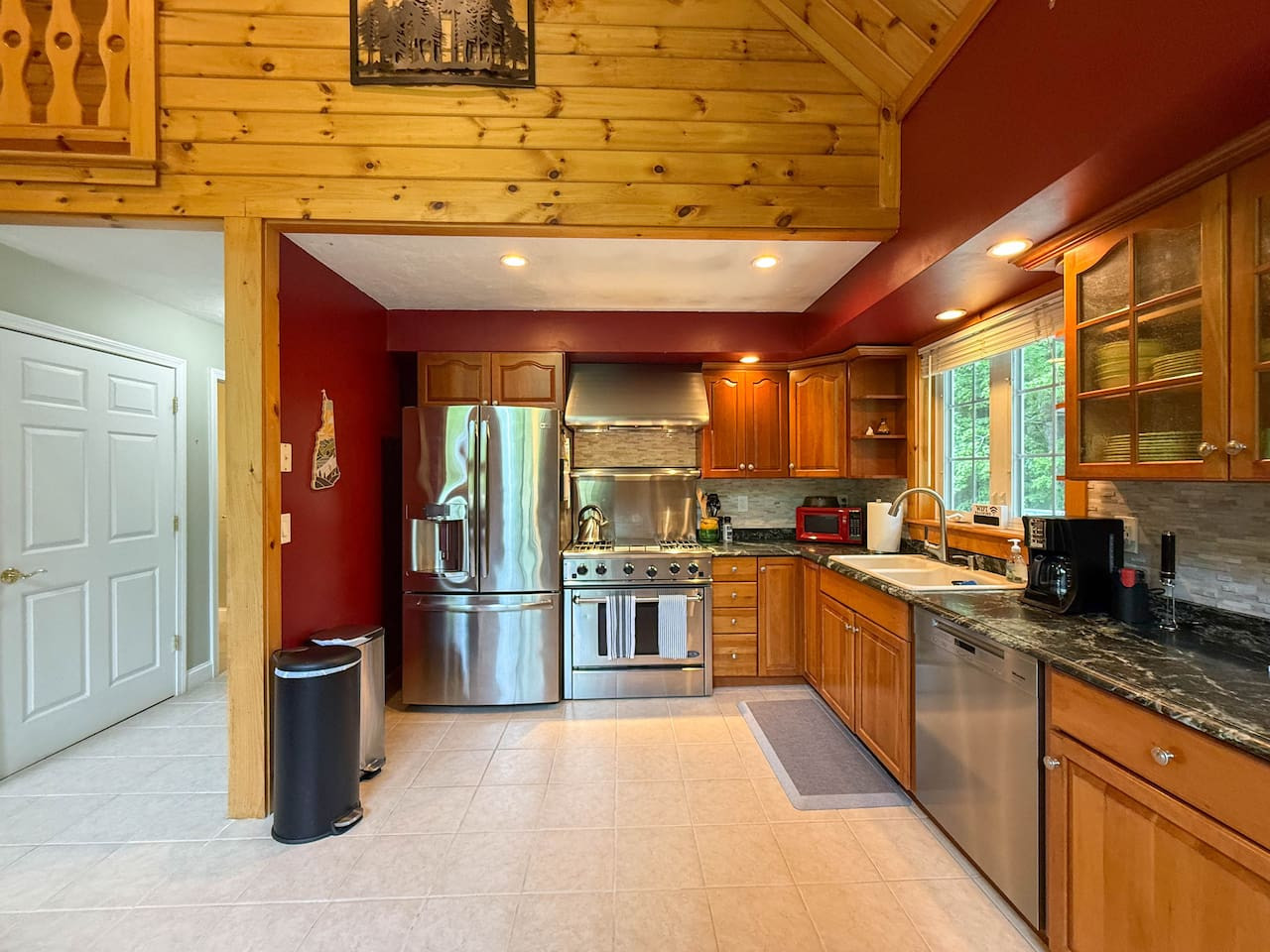 The North Nook | Hot Tub, Walk to the Saco River