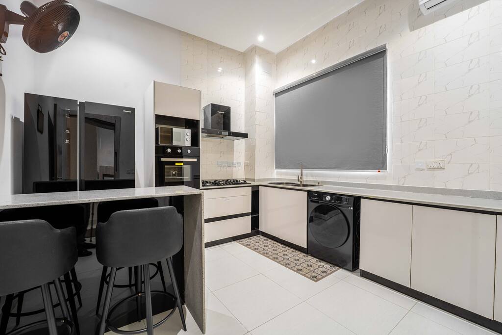 George Residence – Comfy 2BR in Lekki | Free Wi-Fi