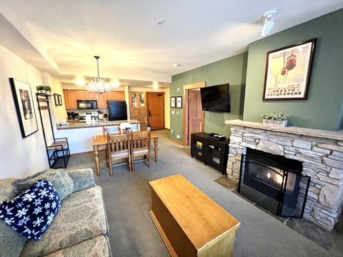 The Village Resort GSL - Quiet Side with Parking! image 3