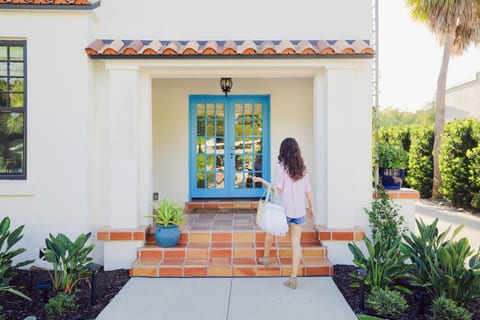 Your own private resort — located on a serene palm-lined lain in Sarasota’s coveted coastal district! 