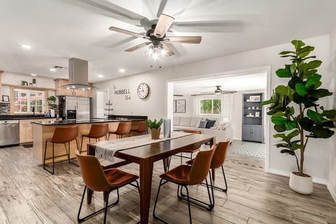 Family-Friendly 4BDRM w/Pool, Garage, Fenced Yard image 2