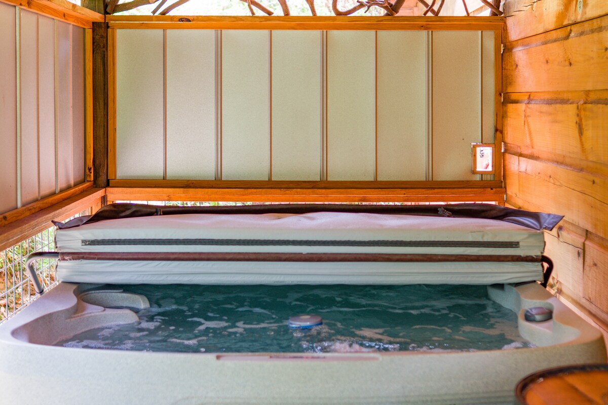 Hot tub