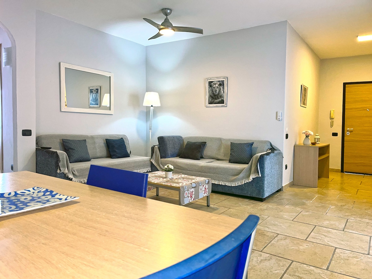 Beautiful, bright, close to the sea and the center