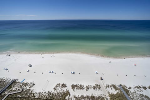 Majestic Beach 2203, 3/2, Beach Chairs, 2K/2Q, Res Parking Space