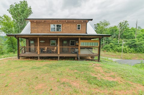Hand Hewn Log Cabin in the Heart of Gatlinburg.