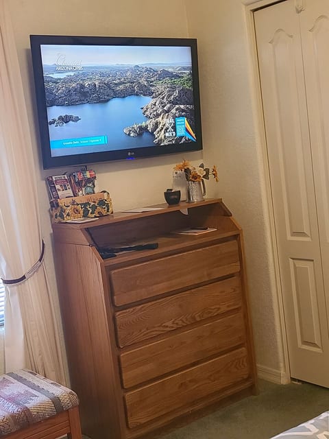 Gold Canyon Suite w/separate entry.