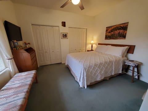Gold Canyon Suite w/separate entry.