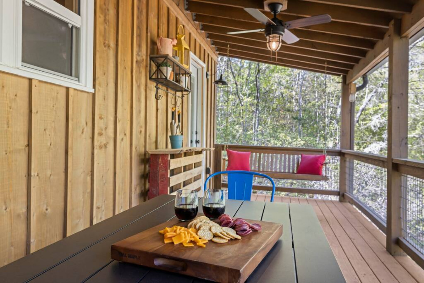 Have a meal on the deck