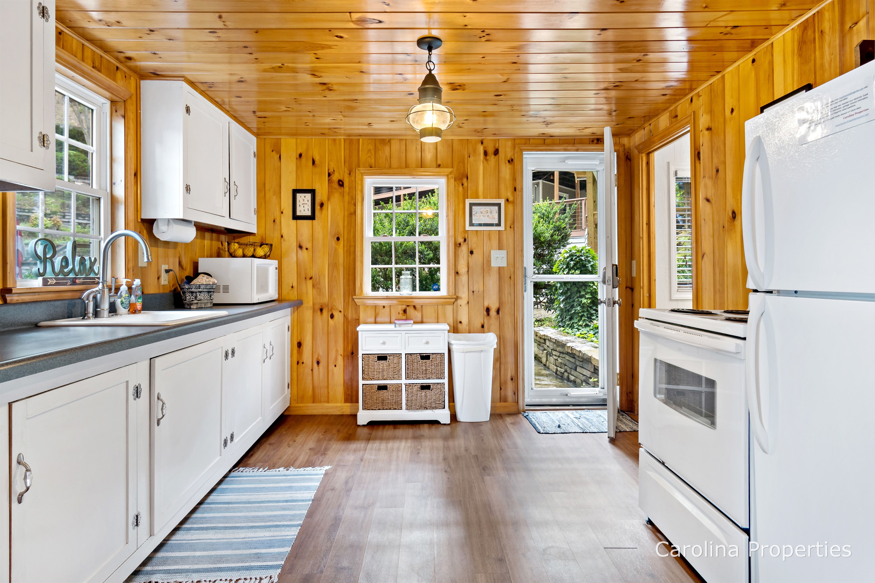 cottage-in-the-cove/