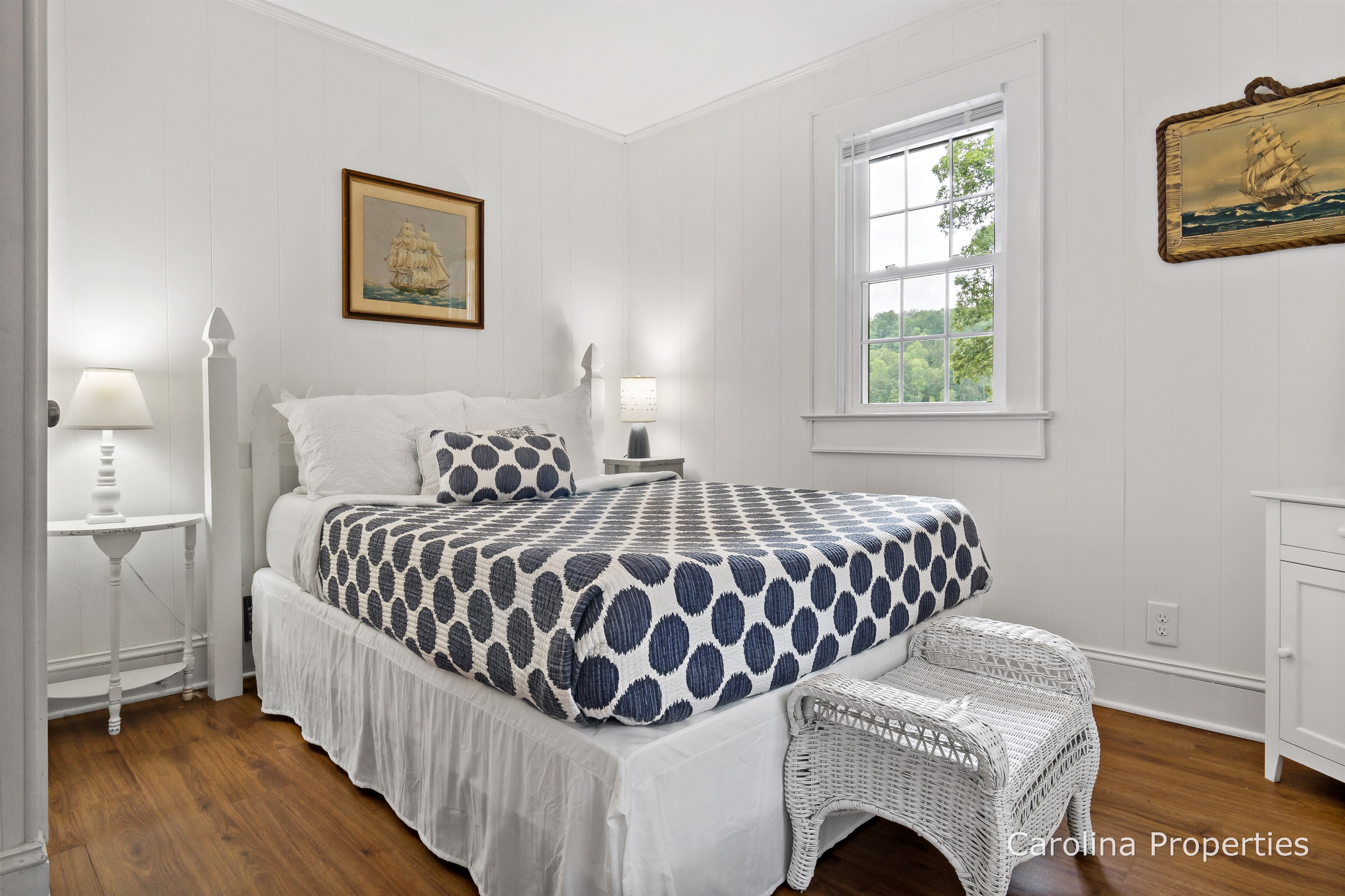 cottage-in-the-cove/