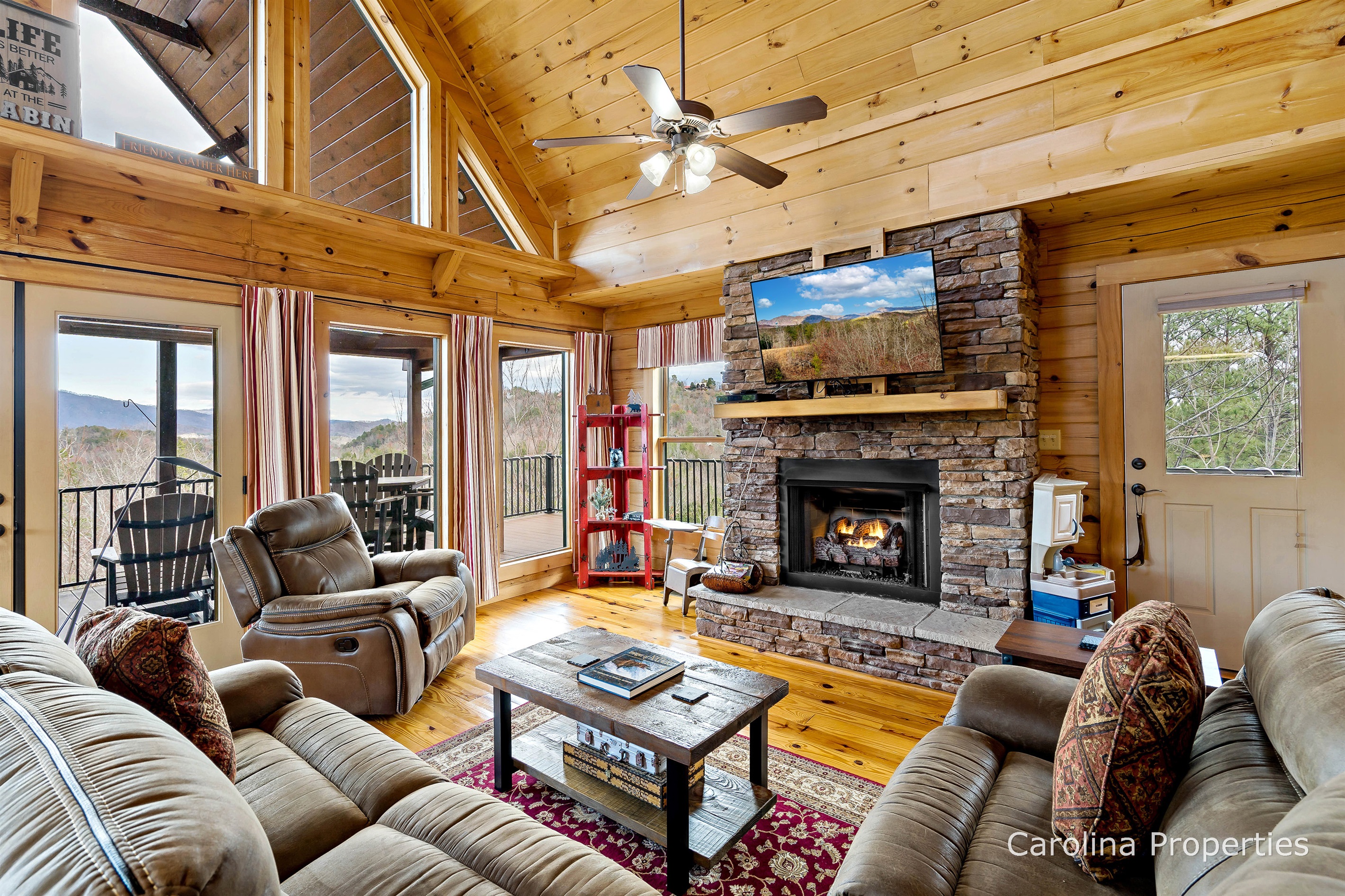 Cozy Bear Lodge