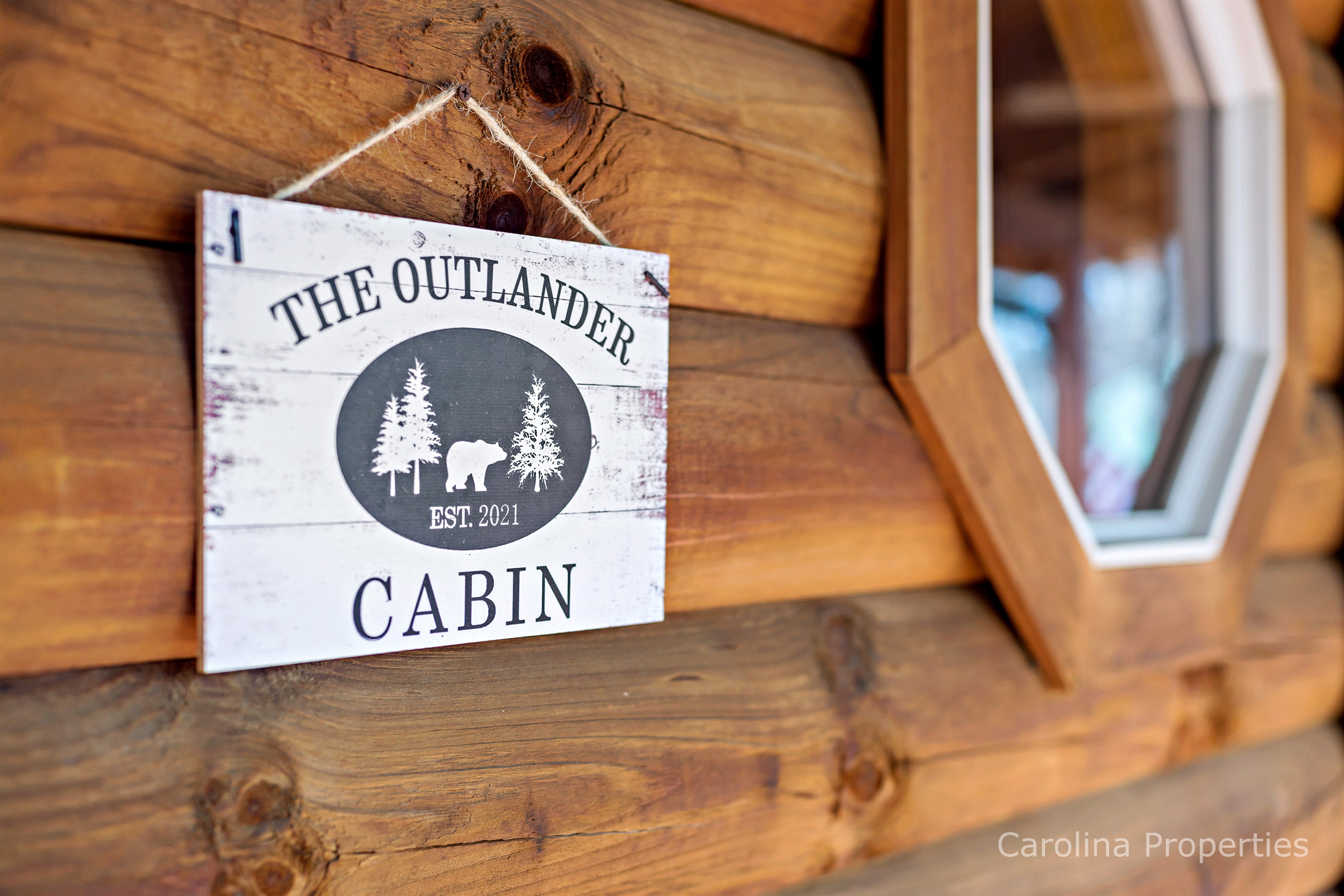 outlander-cabin/