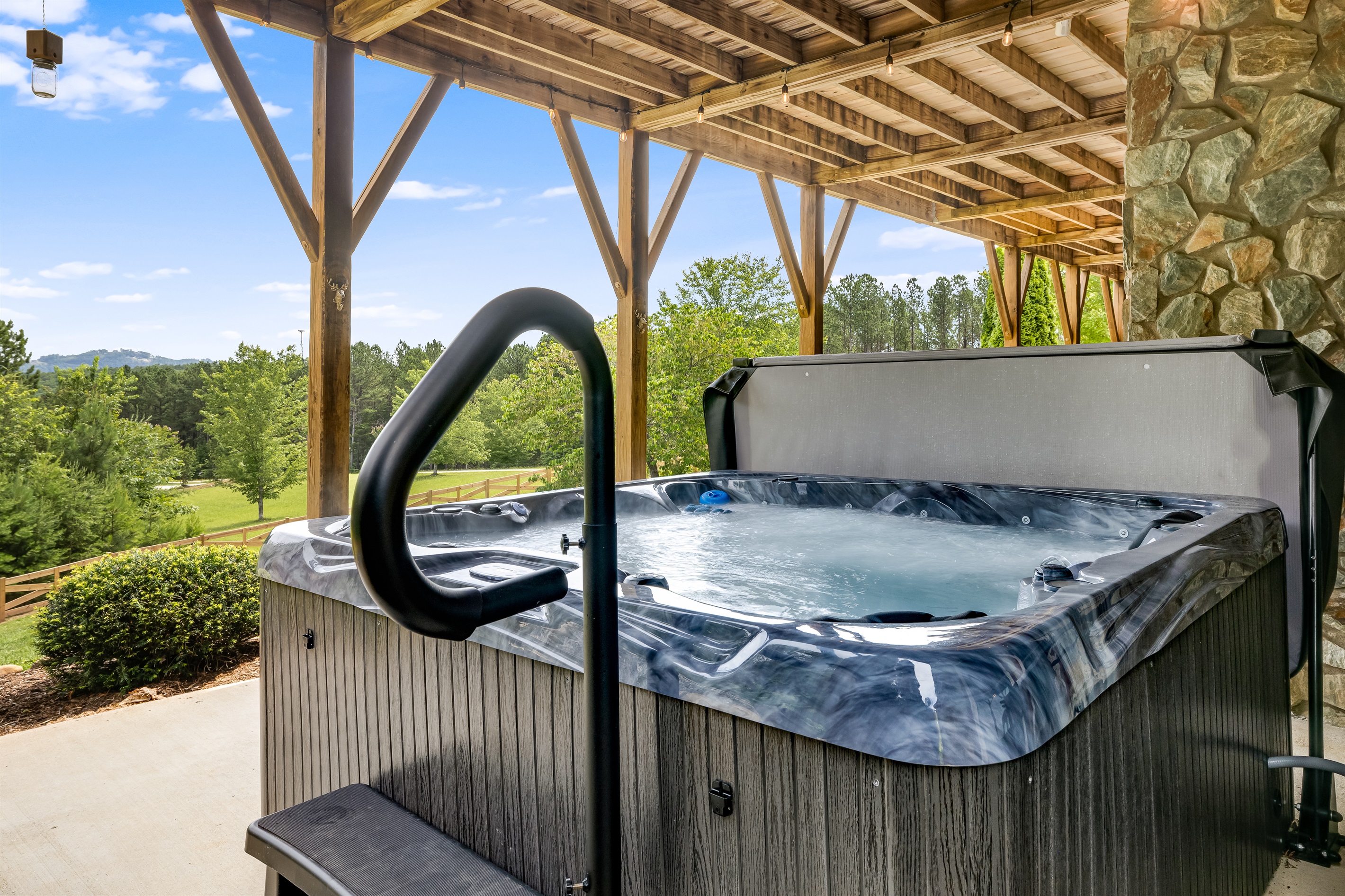 The Lodge at Pinnacle Ridge