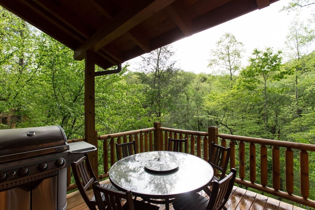 the-winding-river-house/