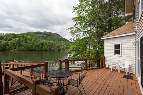 Wallace Lake House