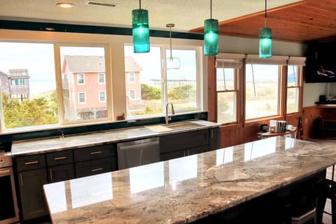 NEW KITCHEN WITH WOW VIEW!