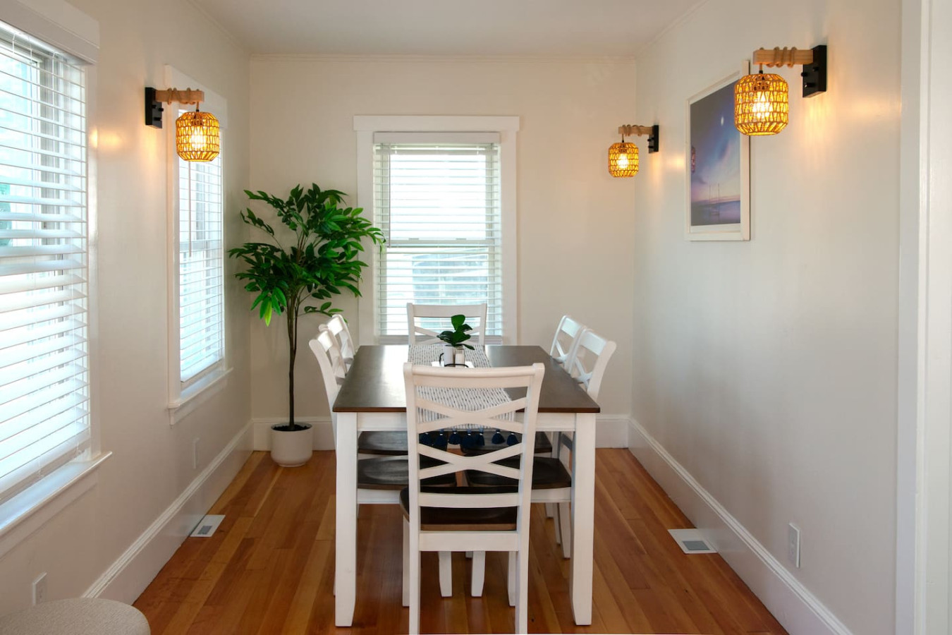 lakeview-getaway-with-hot-tub/