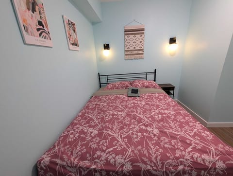 The Matisse Room - 10 min bus to downtown