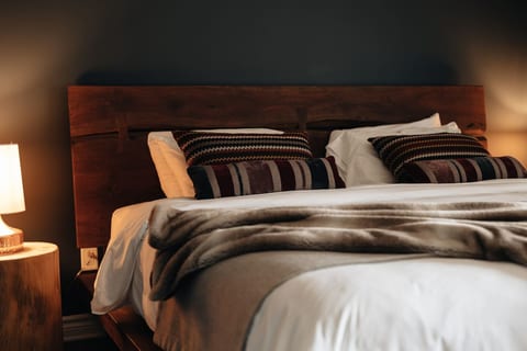 Suite 2 bedrooms with stunning view Sommets St-Sauveur