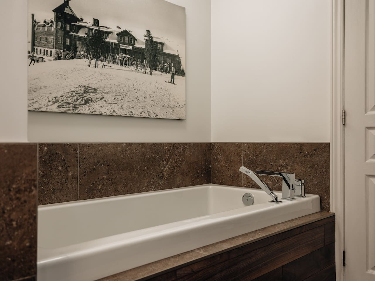 suite-2-bedrooms-with-stunning-view-sommets-st-sauveur/