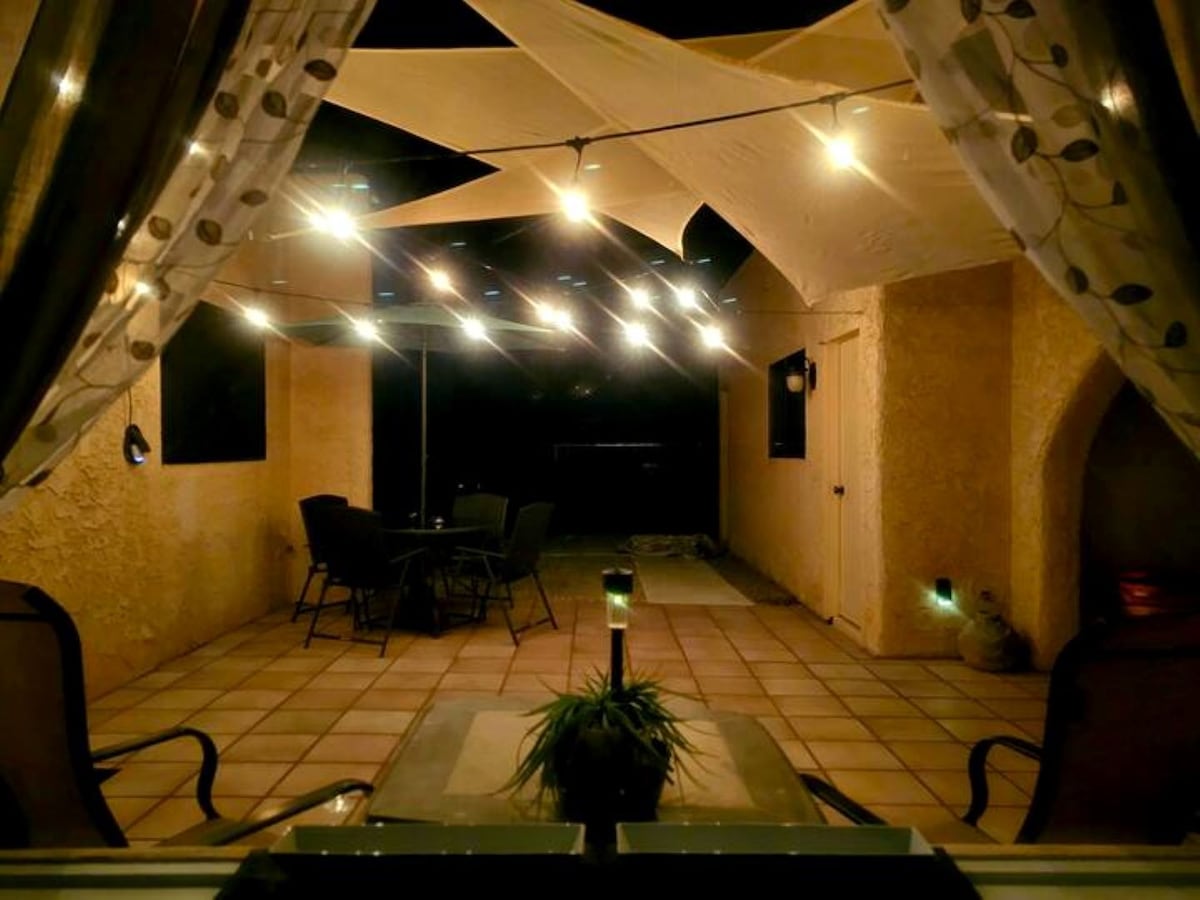 Spacious 4/3 VIEWS BBQ and POOL