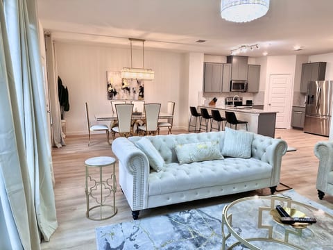 Family-Friendly Luxury Stay in Georgetown- Austin
