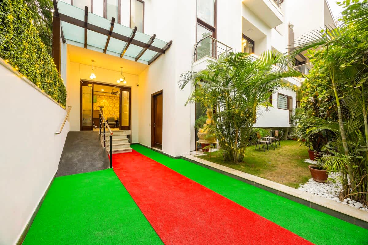 green-oasis-spacious-and-calm./