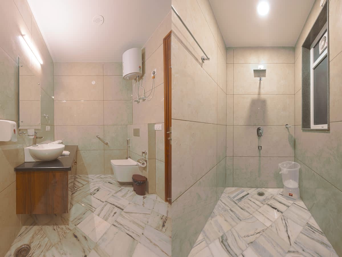 calm-and-cozy-central-stay/